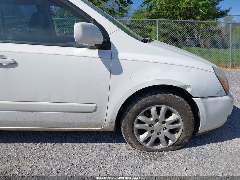 2008 Kia Sedona Ex VIN: KNDMB233686202119 Lot: 44829659