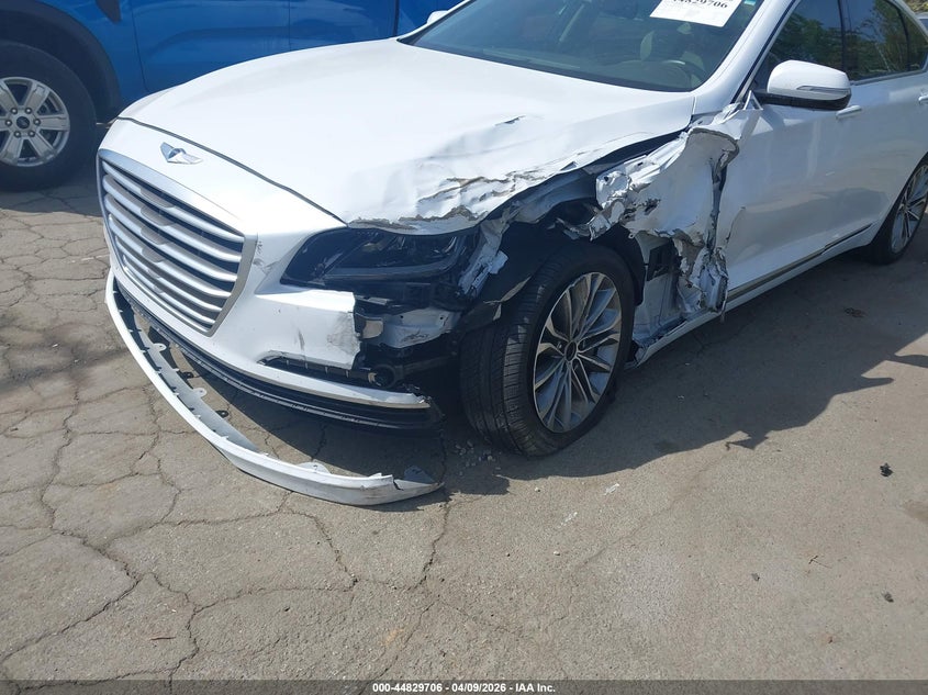 2015 Hyundai Genesis 3.8 VIN: KMHGN4JE9FU065413 Lot: 44829706