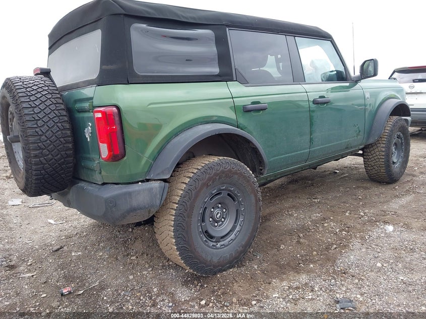 2024 Ford Bronco 2.3 Big Bend green Lot 111044829803 Vin 1FMDE7BH5RLB28546