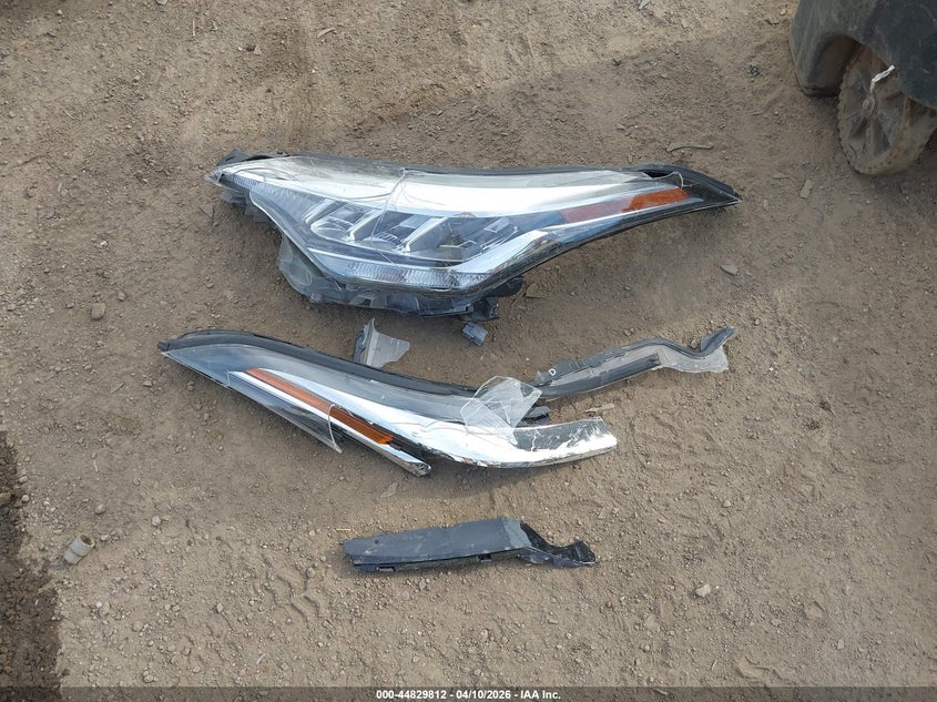 2020 Toyota C-Hr Xle VIN: JTNKHMBX4L1069352 Lot: 44829812