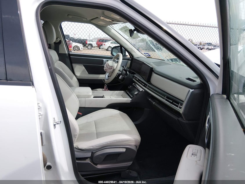 2024 HYUNDAI SANTA FE auction photo 5