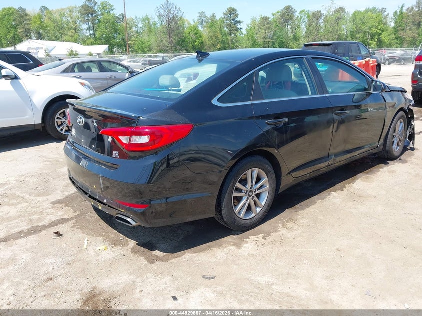 2017 HYUNDAI SONATA auction photo 4