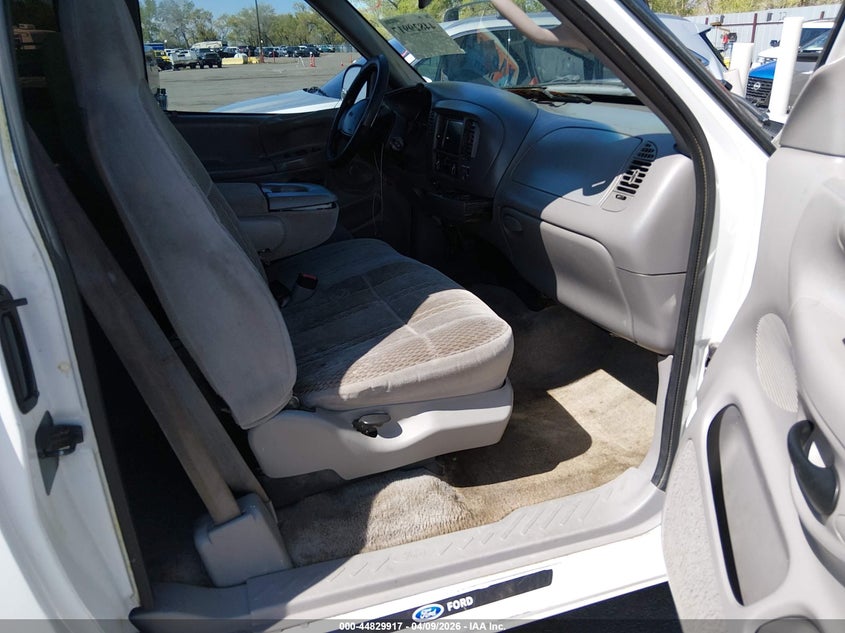 1997 Ford F-150 Lariat/Standard/Xl/Xlt