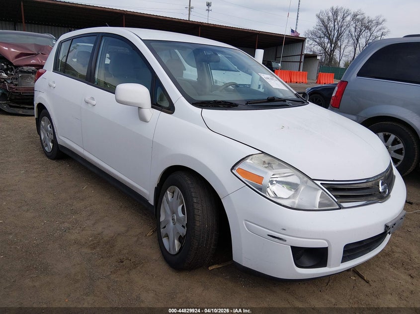 2011 Nissan Versa 1.8S
