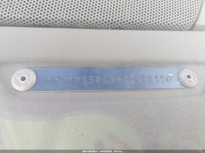 2003 Volvo S60 2.4T VIN: YV1RS58D332243715 Lot: 44829933