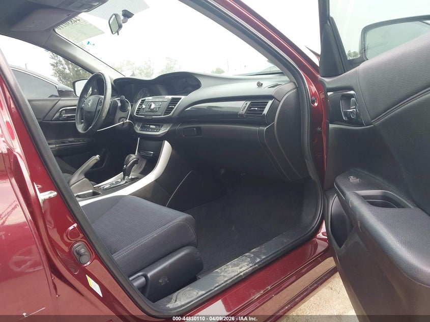 2014 HONDA ACCORD auction photo 5