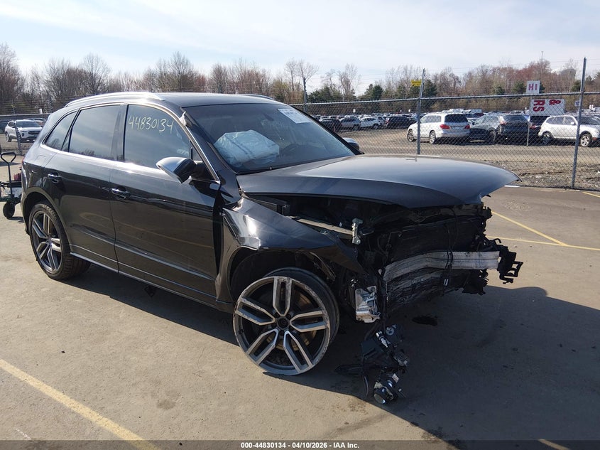 2014 Audi Sq5 3.0T Premium Plus VIN: WA1CGAFPXEA015068 Lot: 44830134