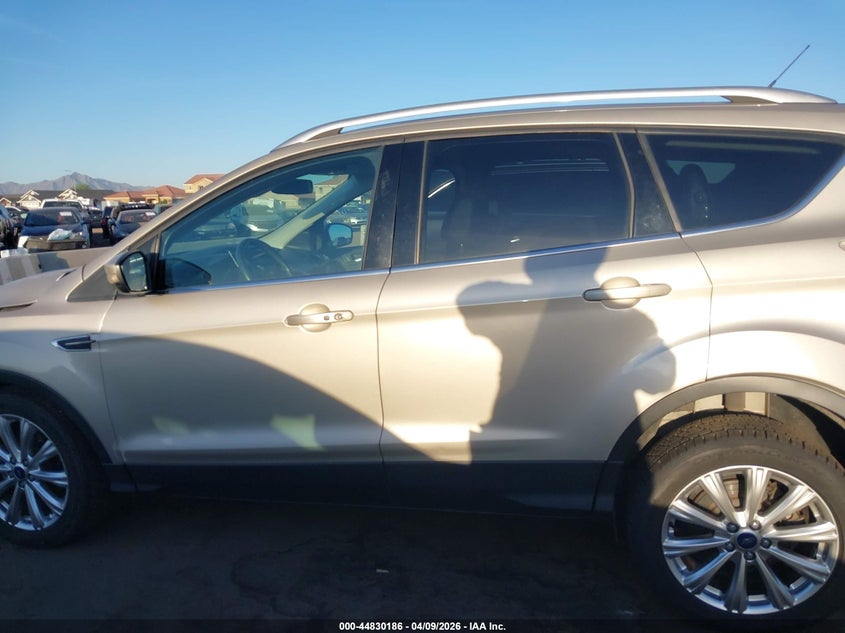 2017 Ford Escape 1.5 Titanium beige Lot 111044830186 Vin 1FMCU0JD0HUD07753