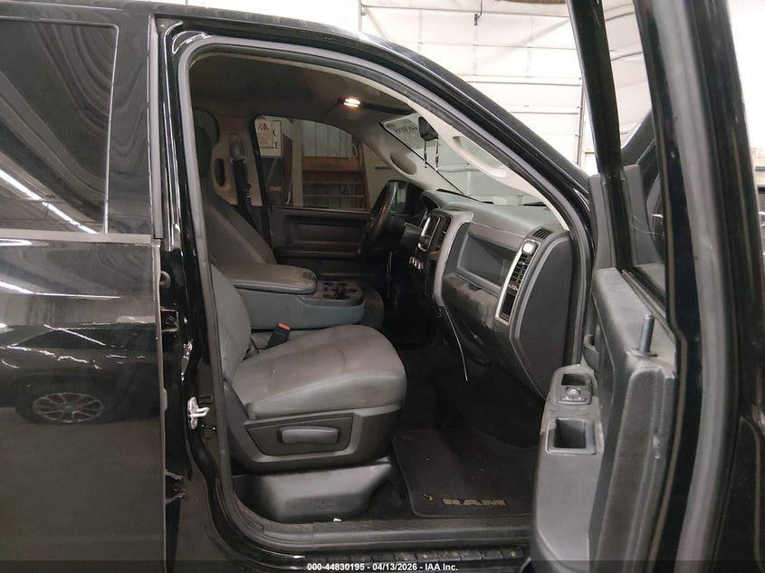 2014 RAM 1500 auction photo 5