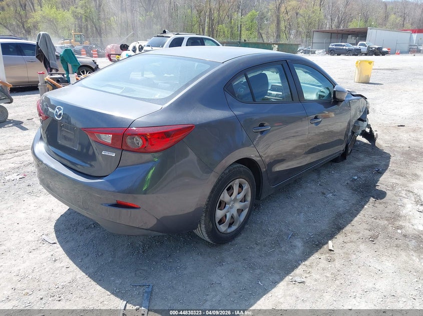 2014 MAZDA MAZDA3 auction photo 4