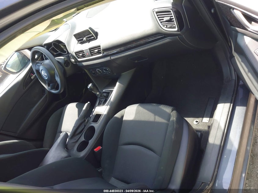 2014 MAZDA MAZDA3 auction photo 5