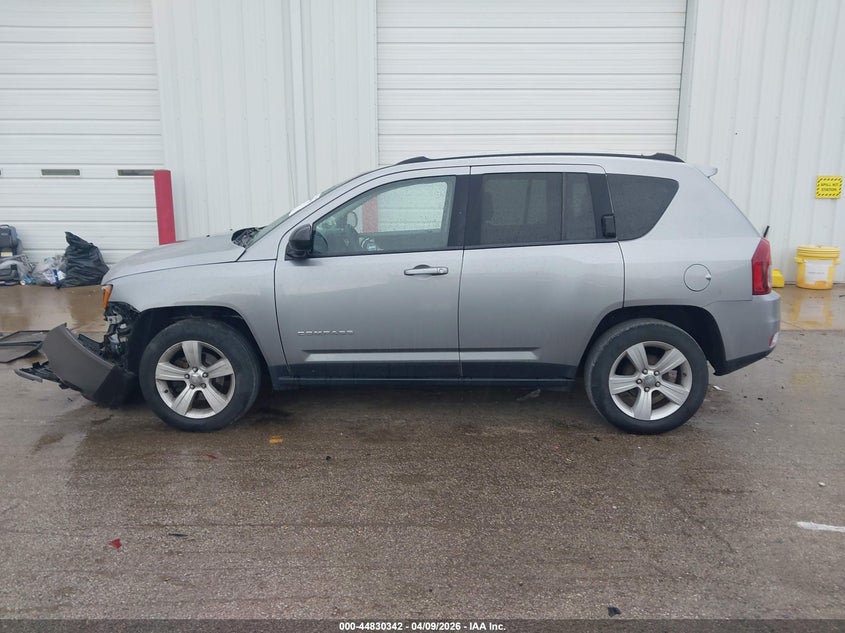 2016 Jeep Compass Sport VIN: 1C4NJCBA9GD753457 Lot: 44830342