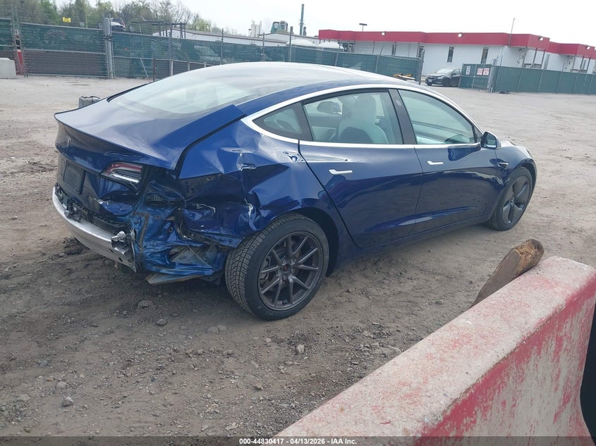 2019 Tesla Model 3 Long Range/Performance