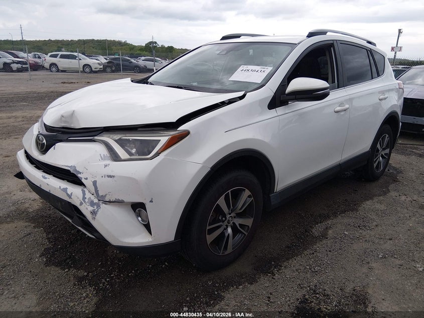2018 Toyota Rav4 Xle JTMWFREV6JJ150577 photo 1