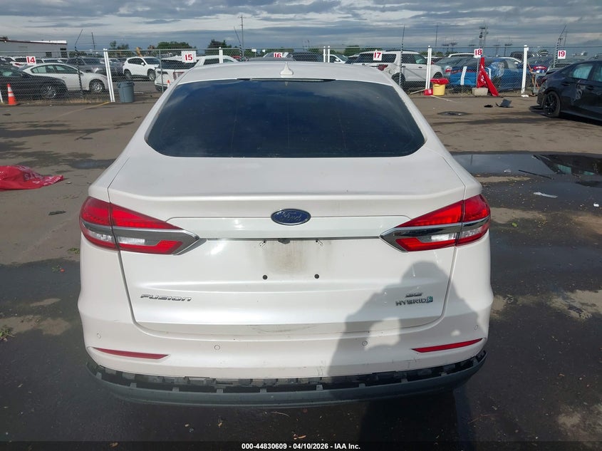 2019 Ford Fusion 2.0 Hybrid Se white Lot 111044830609 Vin 3FA6P0LU6KR243731