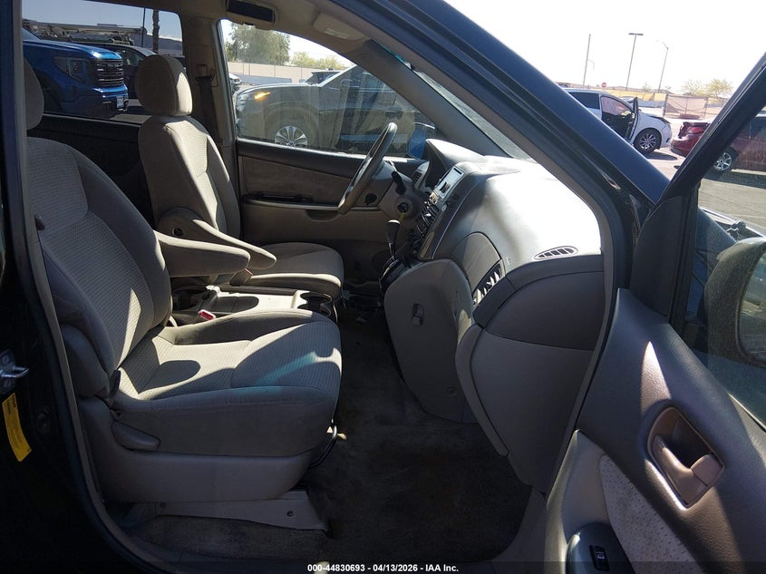 2008 Toyota Sienna Le