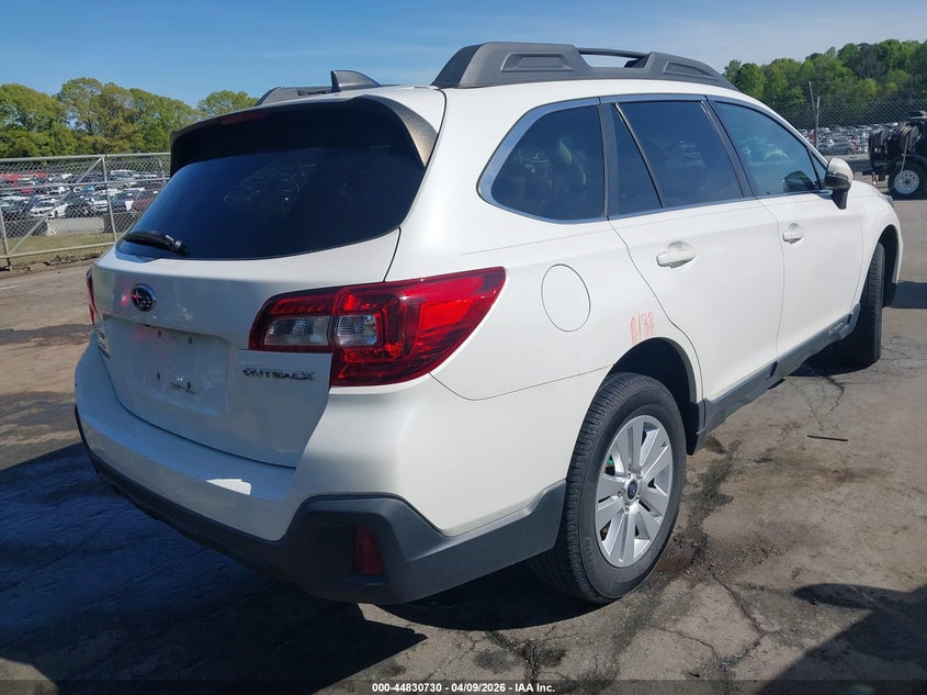 2018 Subaru Outback 2.5 2.5I Premium white Lot 111044830730 Vin 4S4BSAHC1J3222405