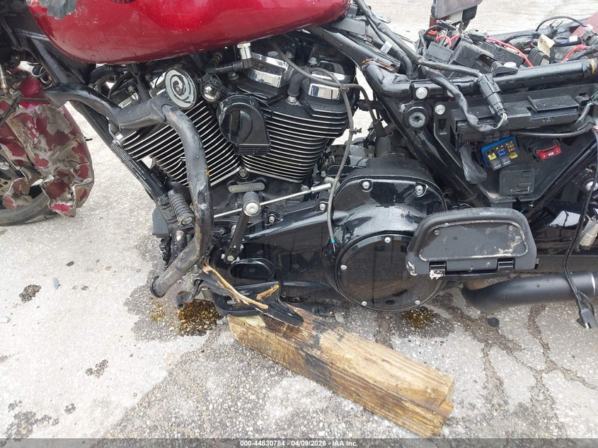 2017 Harley-Davidson Flhrxs VIN: 1HD1KVC2XHB693134 Lot: 44830784