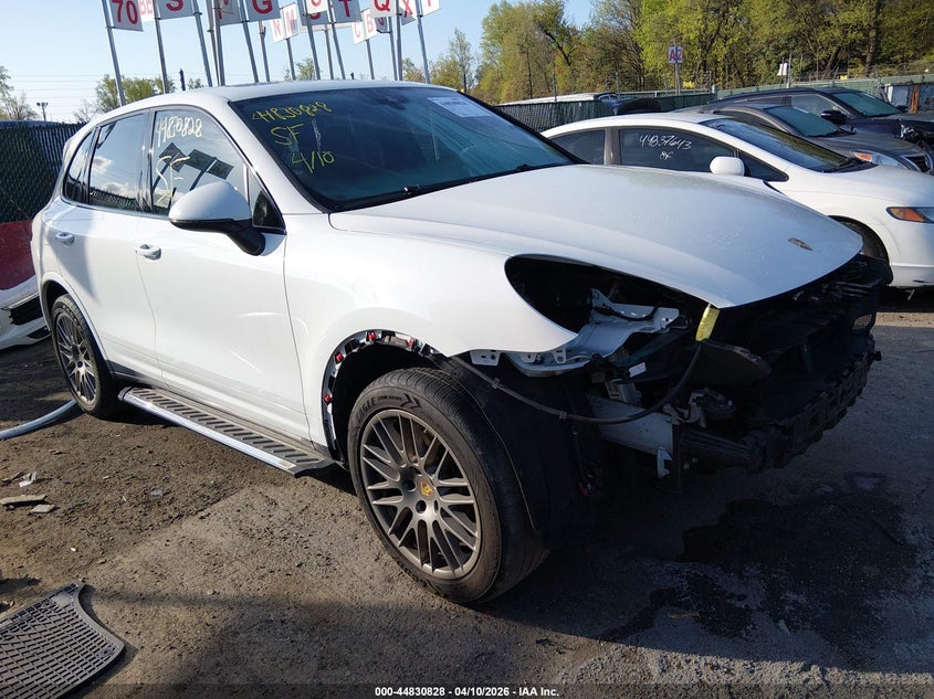 2017 Porsche Cayenne Platinum Edition