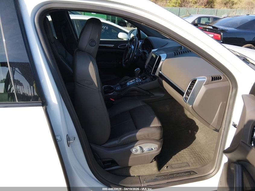 2017 Porsche Cayenne Platinum Edition