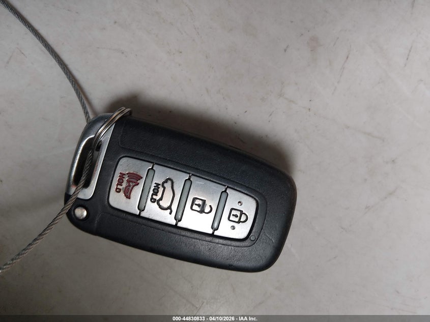 2013 Hyundai Veloster Turbo W/Blue VIN: KMHTC6AEXDU166506 Lot: 44830833