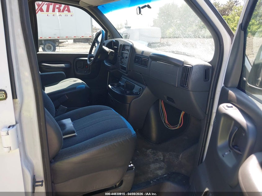 2002 Chevrolet Express