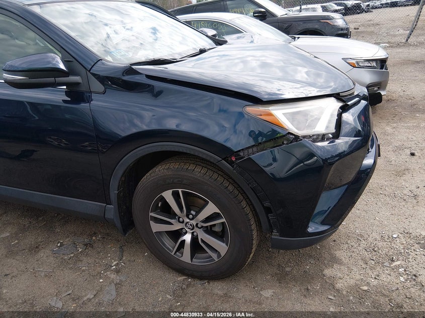 2018 Toyota Rav4 Xle VIN: JTMRFREV7JJ745225 Lot: 44830933