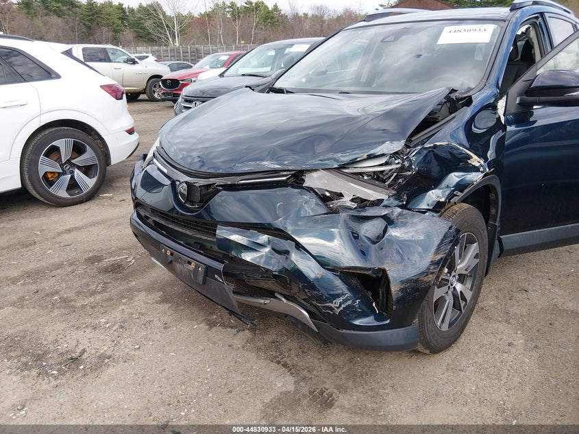 2018 Toyota Rav4 Xle VIN: JTMRFREV7JJ745225 Lot: 44830933