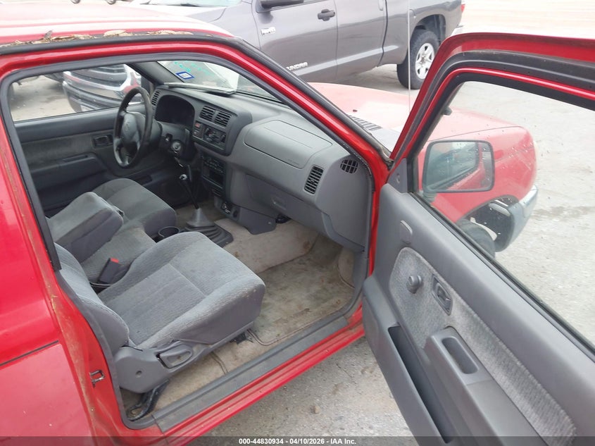 1999 Nissan Frontier Se/Xe