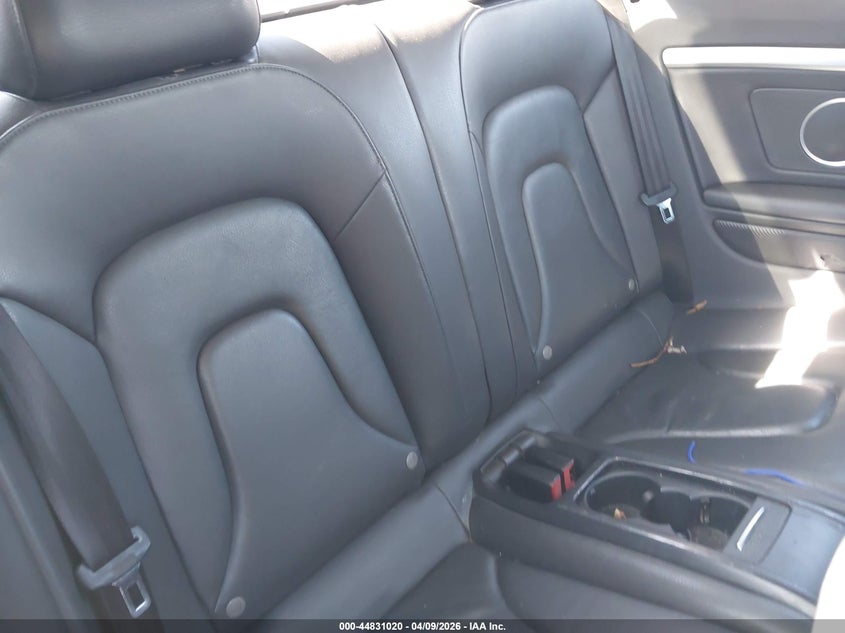 2011 Audi A5 2.0T Premium VIN: WAUVFAFH8BN009734 Lot: 44831020