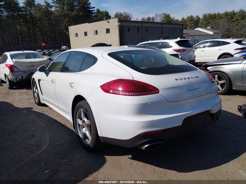 2014 Porsche Panamera 4