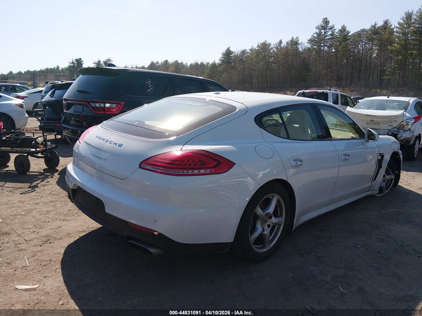 2014 Porsche Panamera 4