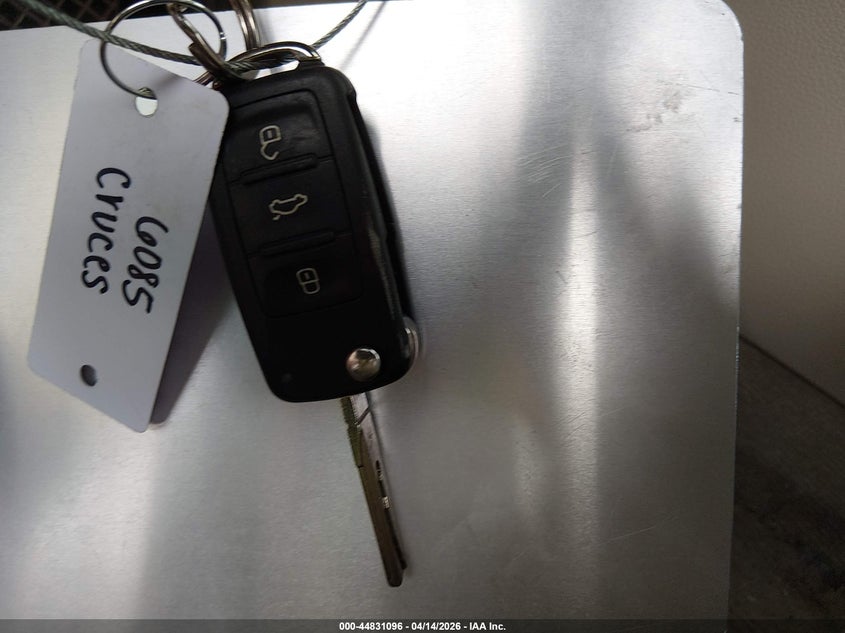 2013 Volkswagen Passat 2.5L Se VIN: 1VWBP7A36DC126158 Lot: 44831096