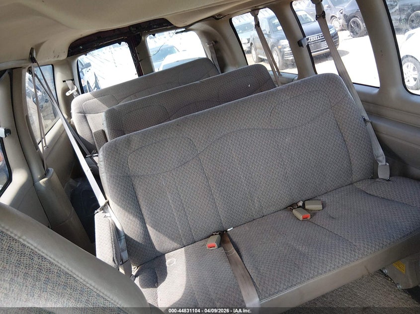 1999 Chevrolet Express VIN: 1GAGG25R3X1152333 Lot: 44831104