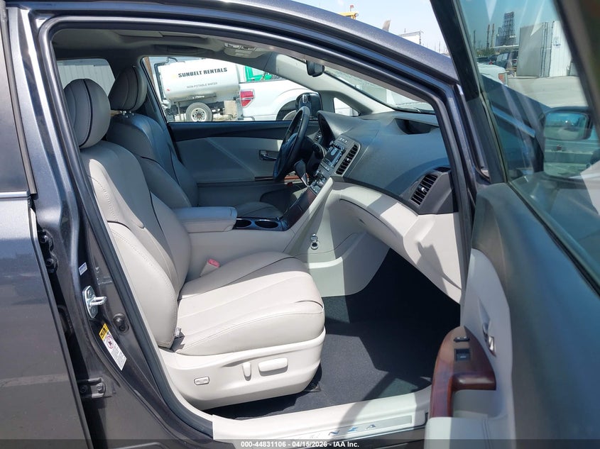 2010 Toyota Venza Base V6