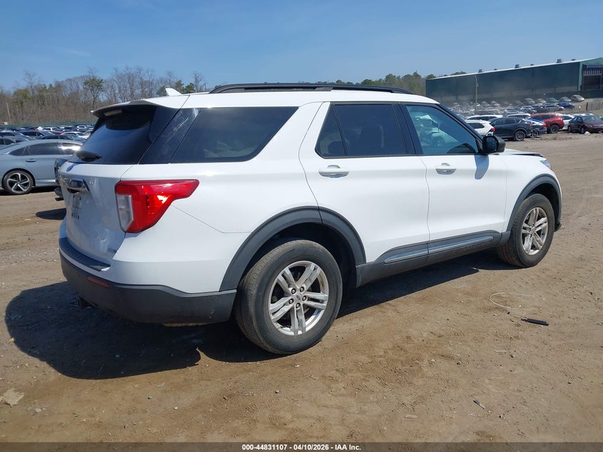 2020 Ford Explorer 2.3 Xlt white Lot 111044831107 Vin 1FMSK8DH6LGC19165