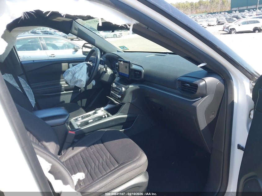 2020 FORD EXPLORER auction photo 5