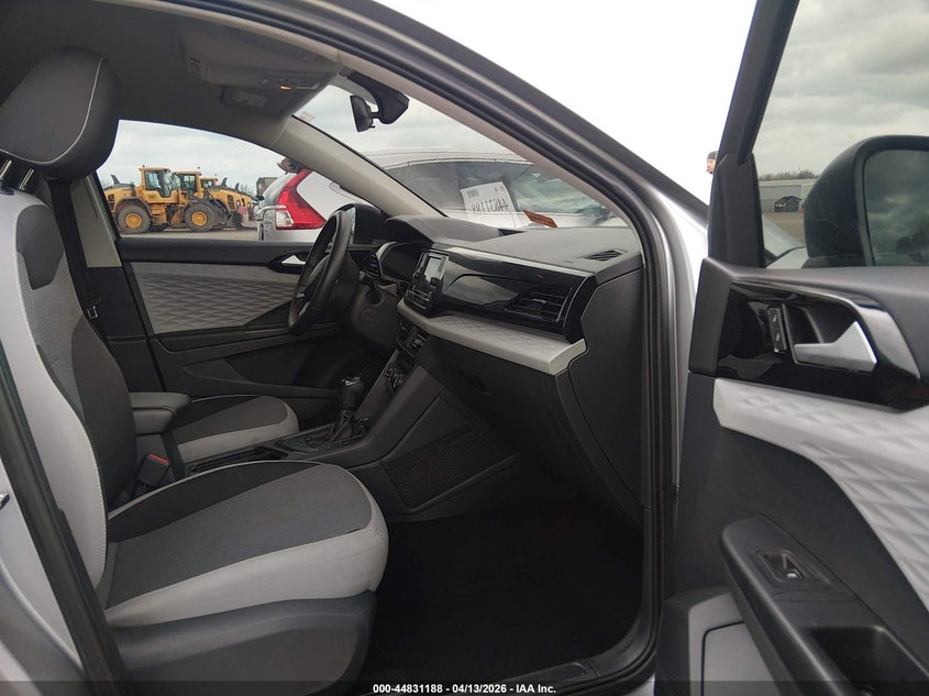 2023 Volkswagen Taos 1.5T S