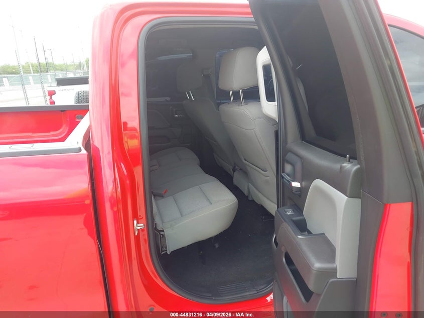 2017 Chevrolet Silverado 5.3 1500 Custom red Lot 111044831216 Vin 1GCRCPEC5HZ340519