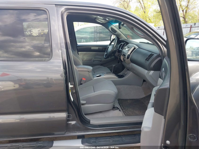 2010 Toyota Tacoma Base V6