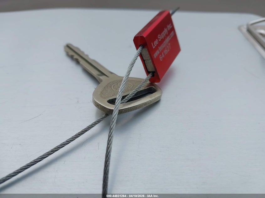 2000 Toyota Camry Ce VIN: 4T1BG22K3YU730841 Lot: 44831264