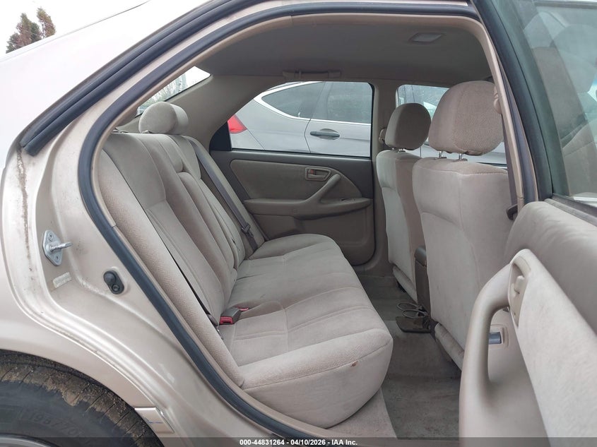 2000 Toyota Camry Ce VIN: 4T1BG22K3YU730841 Lot: 44831264