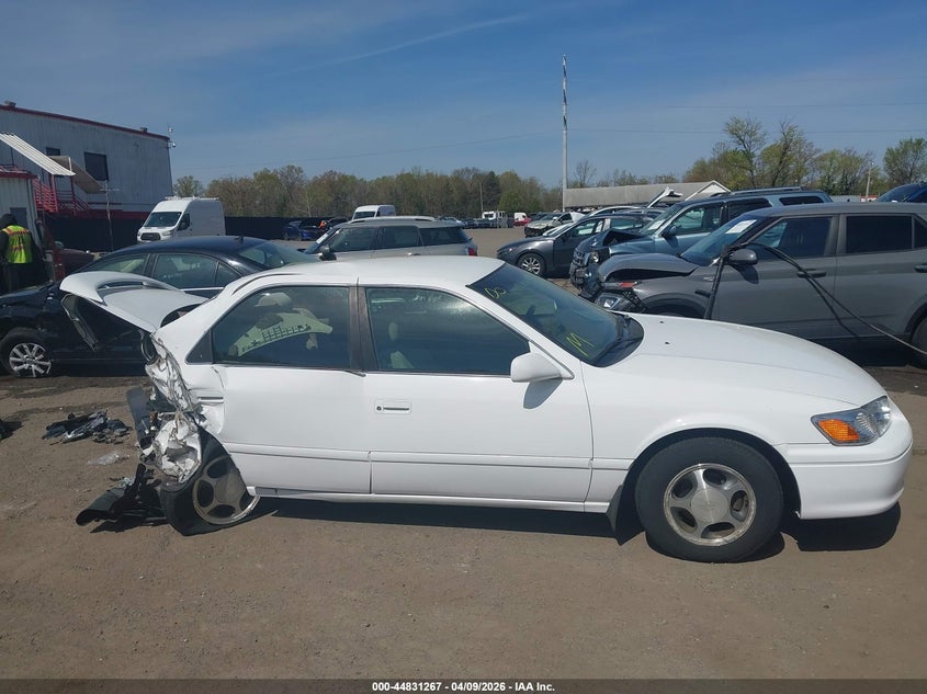 2000 Toyota Camry Ce VIN: 4T1BG22K1YU754586 Lot: 44831267