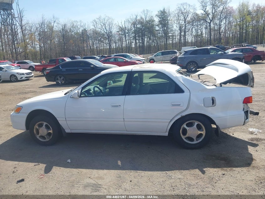 2000 Toyota Camry Ce VIN: 4T1BG22K1YU754586 Lot: 44831267