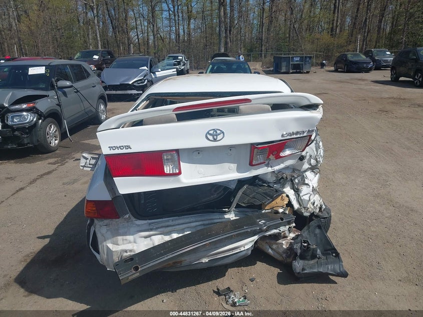 2000 Toyota Camry Ce VIN: 4T1BG22K1YU754586 Lot: 44831267