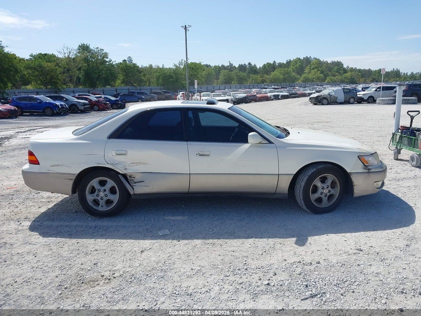 1997 Lexus Es 300 VIN: JT8BF22G2V5002094 Lot: 44831293