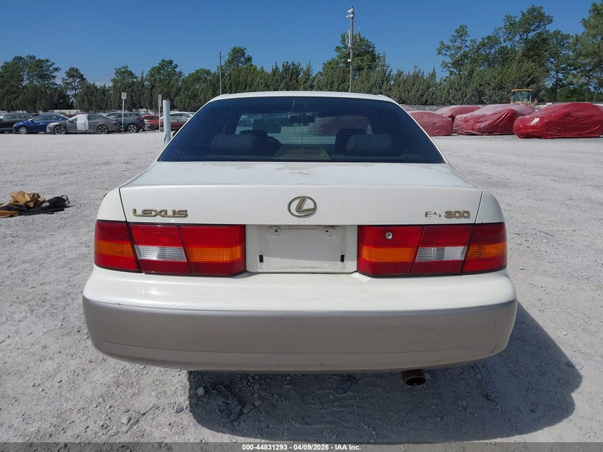 1997 Lexus Es 300 VIN: JT8BF22G2V5002094 Lot: 44831293