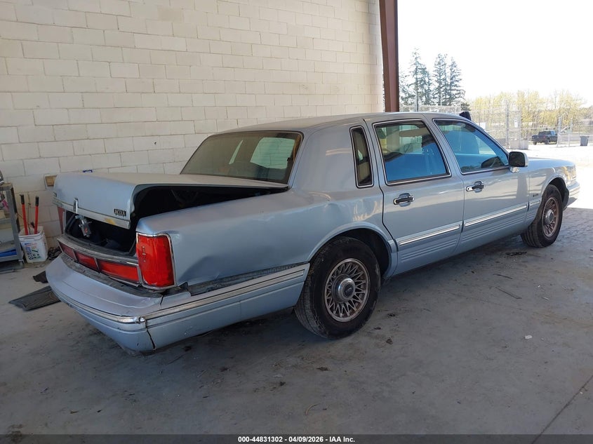 1997 Lincoln Town Car Executive