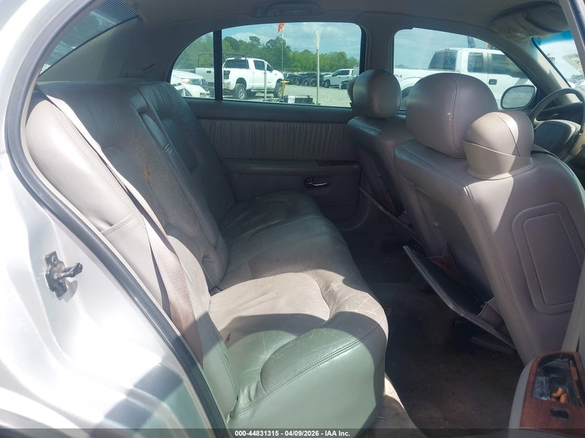 2000 Buick Park Avenue VIN: 1G4CW52K0Y4132201 Lot: 44831315