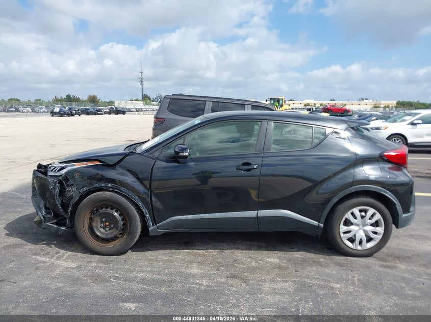 VIN JTNKHMBX4M1107423 2021 TOYOTA C-HR LE